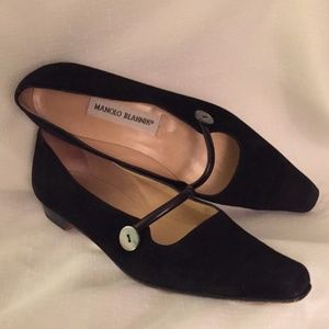 Manolo Blahnik Suede Flats